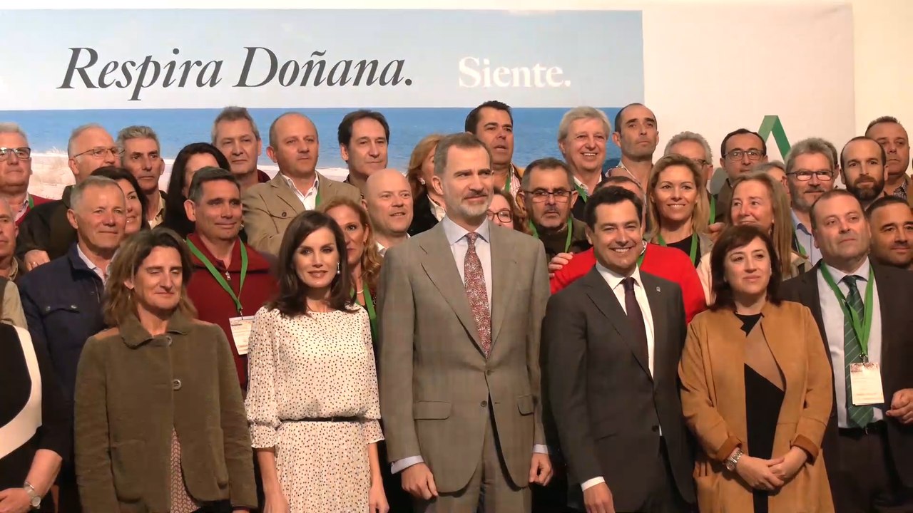 Moreno acompaña a los Reyes en los actos por el 50 aniversario de Doñana