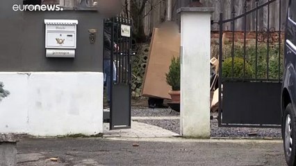 اعتقال 12 شخصا من اليمين المتطرف لتخطيطهم هجمات ضد مسلمين ومهاجرين