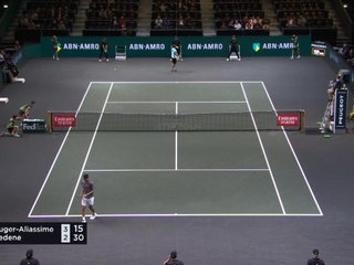 Rotterdam - Auger-Aliassime : "Content de passer"