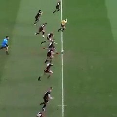 Sósia de Salah faz furor a jogar râguebi