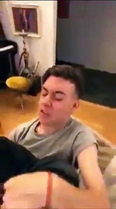 ADIOOOS WEE VÍDEOS DE RISA CORTOS PARA WHATSAPP GRACIOSOS.  ALV  _V