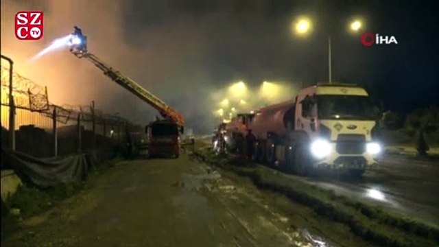 Pamuk yağı fabrikasındaki yangın üç gündür devam ediyor