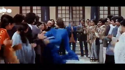 Mere_Angane_Mein_Tumhara_Kya_Kaam_hai. Old bollywood song amitabh bachan