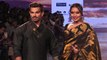Lakme Fashion Week 2020 : Bipasha Basu Karan Singh Grover की Ramp पर छाईं LOVE Chemistry | Boldsky