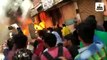 पटाखों की दुकान में भीषण आग, आस-पास की 4 दुकानों में फैली; कई वाहन भी जले