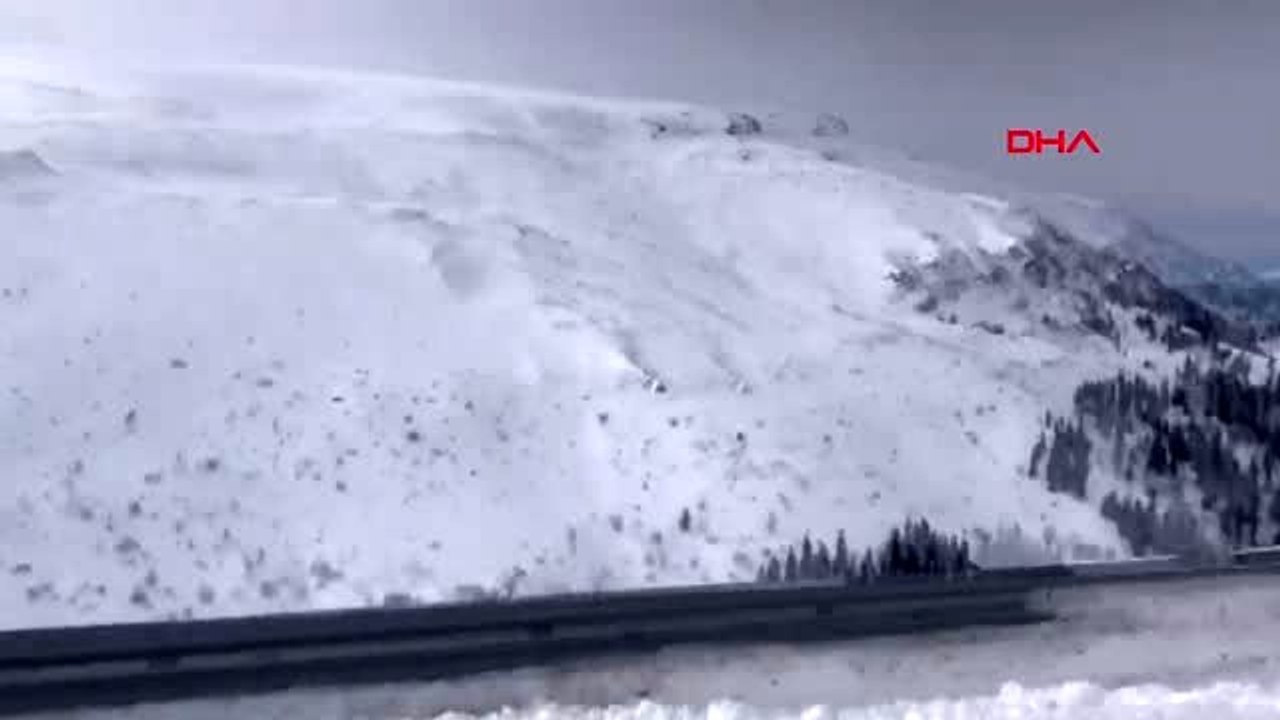 Artvin şavşat-ardahan yolunda çığ düştü - 2