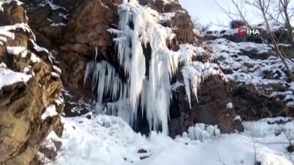 Sason'da sarkıtları 20 metreyi aştı