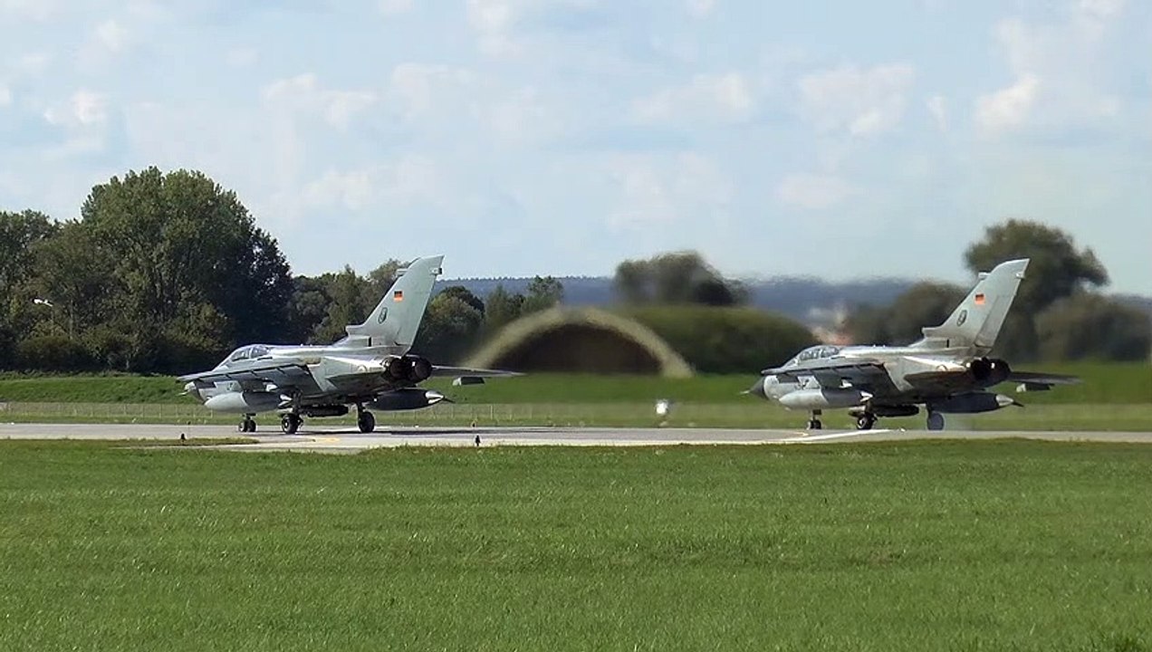 Full HD | 2 Tornado - GAF "Extrem loud" take off with full afterburner at ETSN-Neuburg AFB | 09.2019
