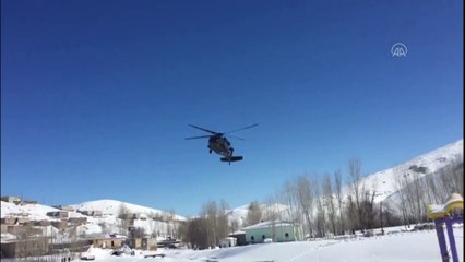 Askeri helikopter hasta 2 kardeş için havalandı - VAN