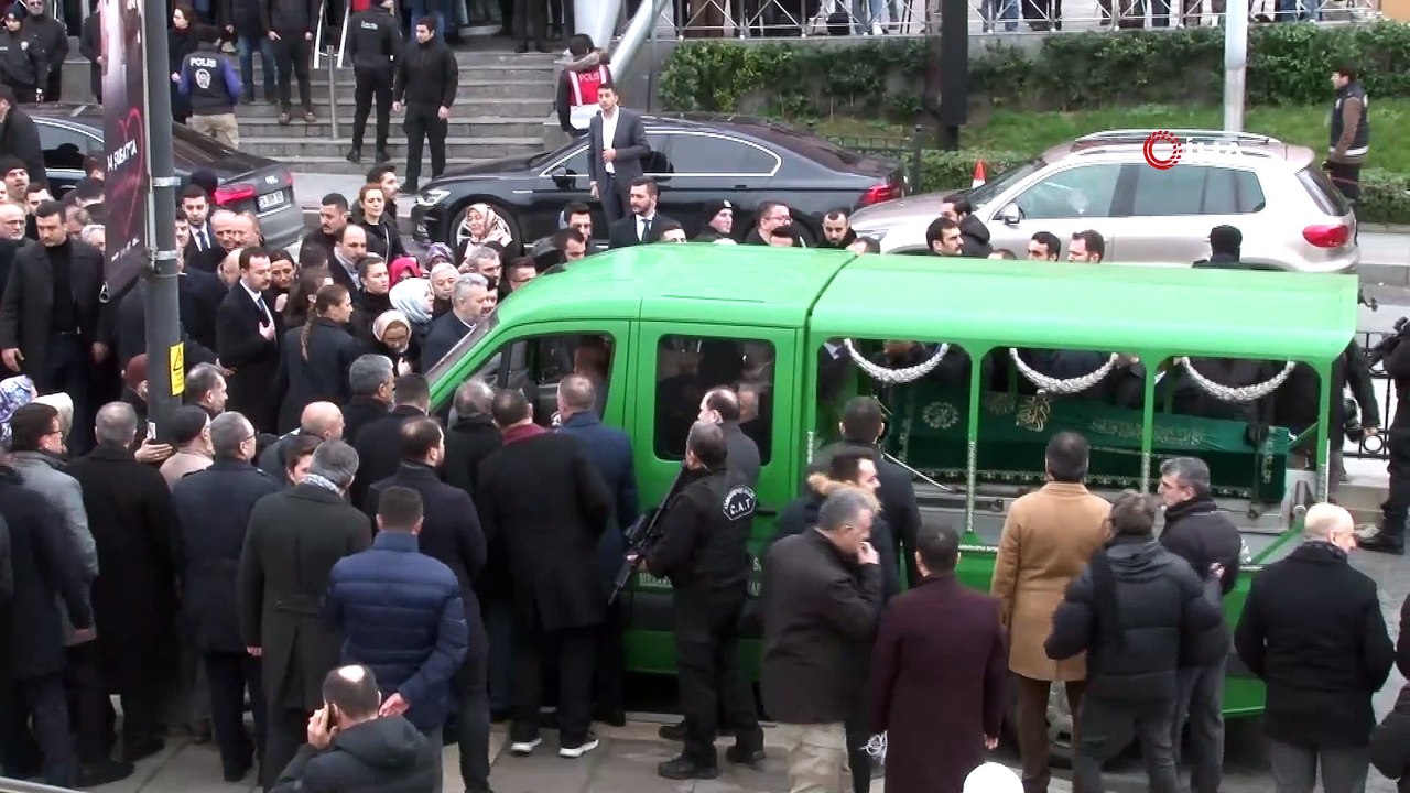 Cumhurbaşkanı Erdoğan, AK Parti Genel Başkan Yardımcısı Leyla Şahin'in babasının cenazesine katıldı