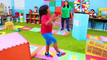 Giant Board Game In Real Life with Ryan!!!