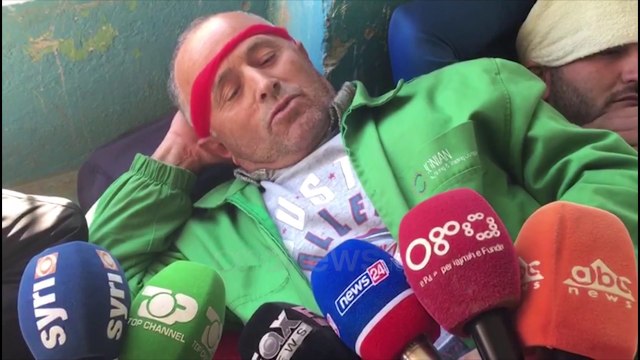 Ora News - Grevistët e urisë ndihen të braktisur: Po të ishte për votat do të kishin ardhur me vrap