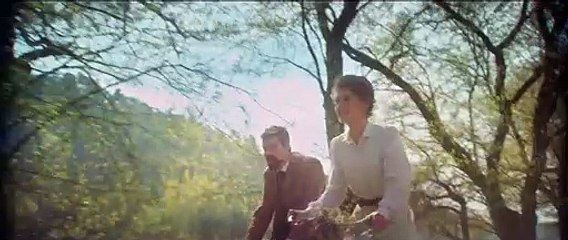 Radioactive Bande-annonce VF