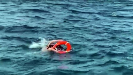 Üsküdar'da denize düşen kadın kurtarıldı - İSTANBUL
