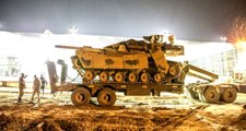 Suriye sınırına askeri sevkiyat sürüyor! Obüs, tank, mühimmat ve zırhlı iş makineleri sevk edildi
