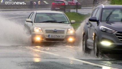Recuperan dos cuerpos del mar en medio de la borrasca Dennis que azota Reino Unido