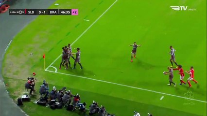 Ruben Dias agride jogador do Braga