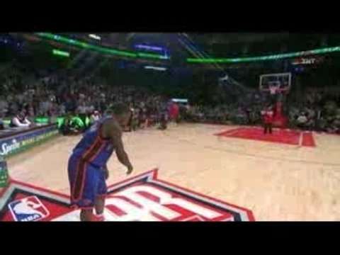 NBA - All Star Weekend 2006 - Slam Dunk - Nate Robinson