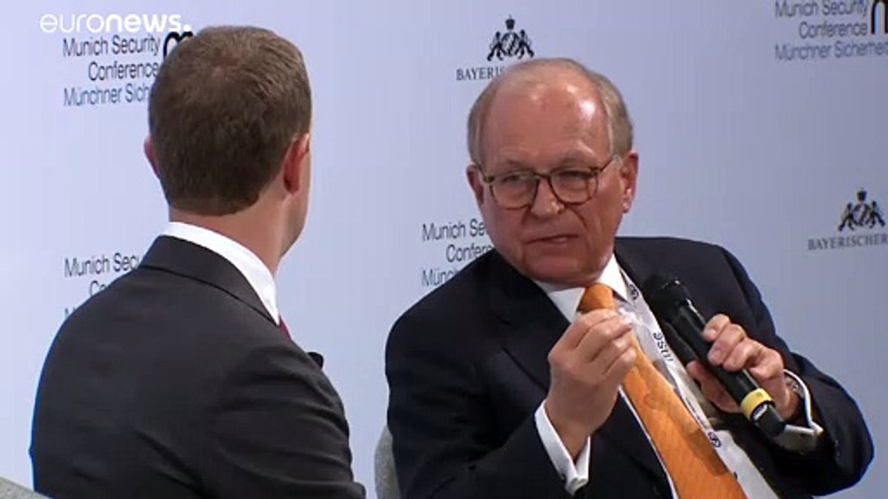 Марк Цукерберг: "Дезинформация становится все б...