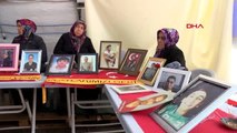 Diyarbakır hdp binası önünde eylem yapan ailelerden biri daha evladına kavuştu-arşiv