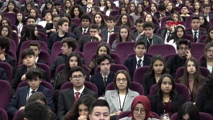 İstanbul-eğitim forumunda öğrenciler parlamento sistemini modelleyerek gündemi tartıştı