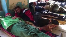 Ora News - Greva e urisë në Poçem, një nga grevistët shfaq probleme shëndetësore