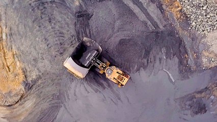 Australia: Divisions over coal industry expansion