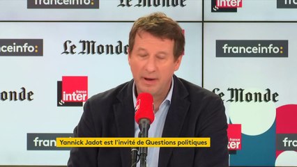 Yannick Jadot, eurodéputé : "Je comprends la panique des élus qui gèrent les stations et voient de moins en moins de neige. Mais faire livrer de la neige par hélicoptère, c'est débile. La question, c'est de se transformer pour proposer d'autres activités"