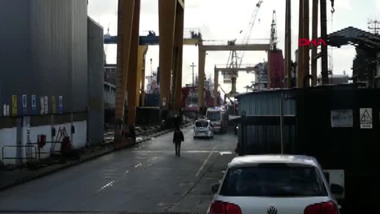 Tuzla'da gemide yangın