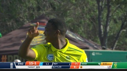 Roy falls early to stunning Shamsi catch