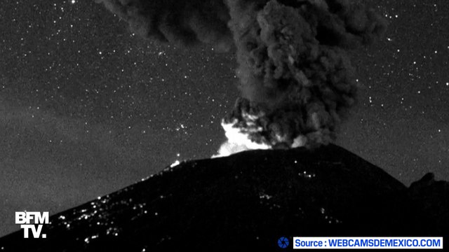 Les images impressionnantes de la nouvelle éruption (nocturne) du volcan Popocatepetl au Mexique