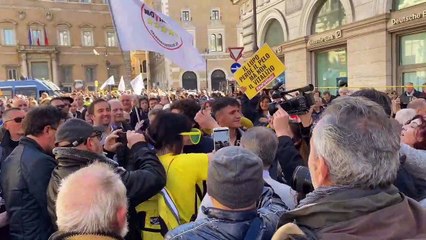 Toninelli - #MaiPiùVitalizi - Momenti della giornata di ieri contro i vitalizi (16.02.20)