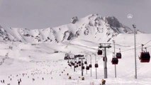 Hacılar Erciyes 10. Uluslararası Zirve Tırmanışı tamamlandı