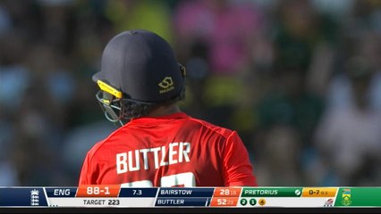 Video herunterladen: Buttler hits half-century as England chase South Africa