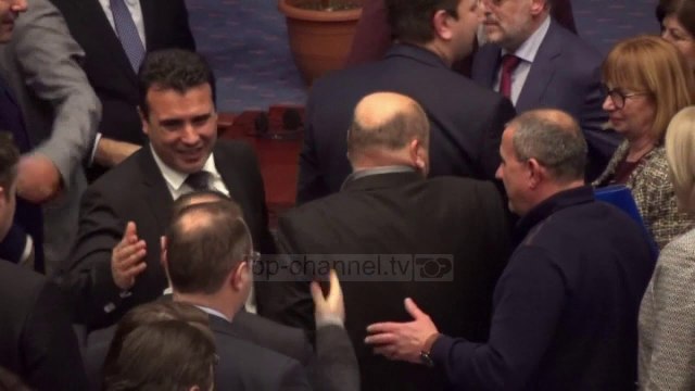 Maqedonia shpërndan Parlamentin/ Miraton ligjin për prokurorinë, vendi në zgjedhje në 12 prill