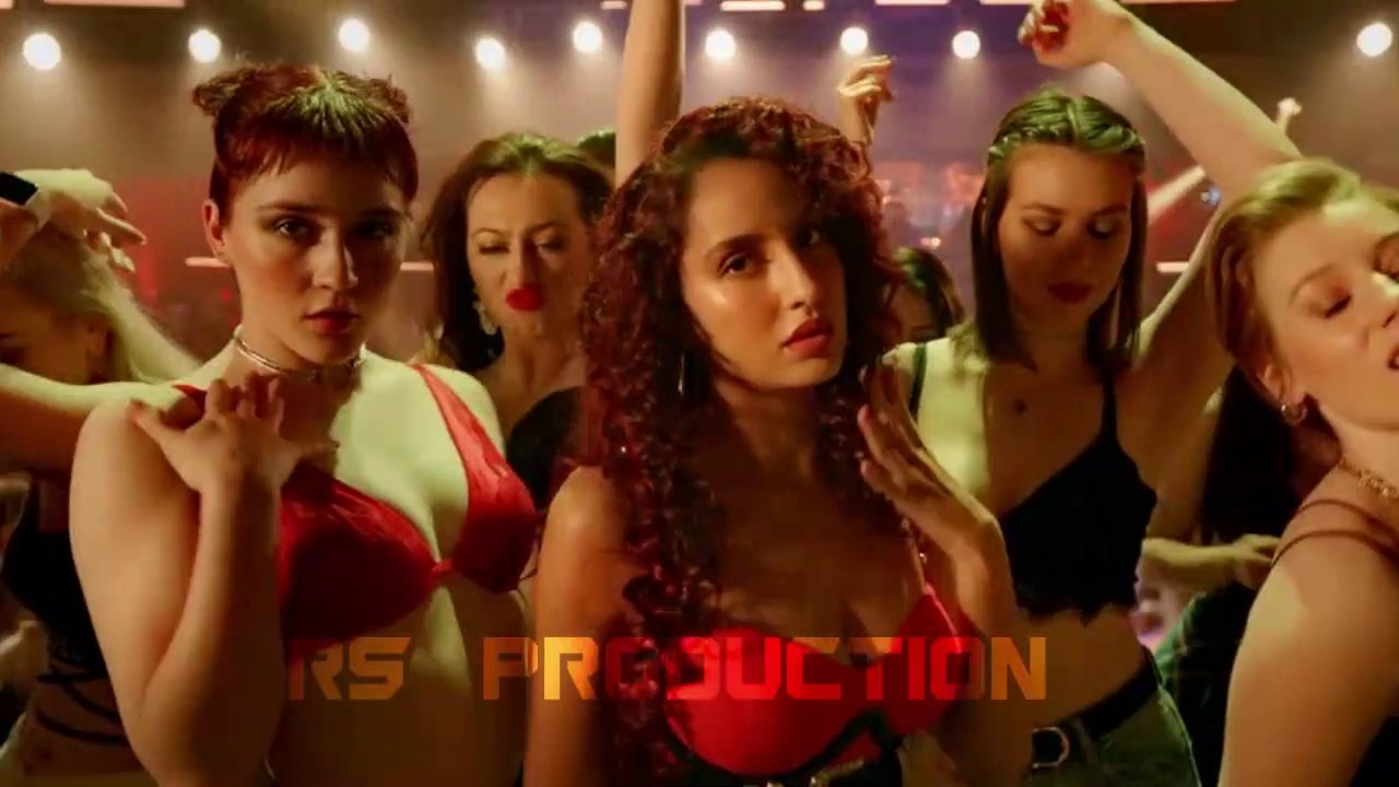 Garmi Song, Street Dancer 3D- Varun D, Shraddha K, Nora F, Badshah, Neha K- Remo D