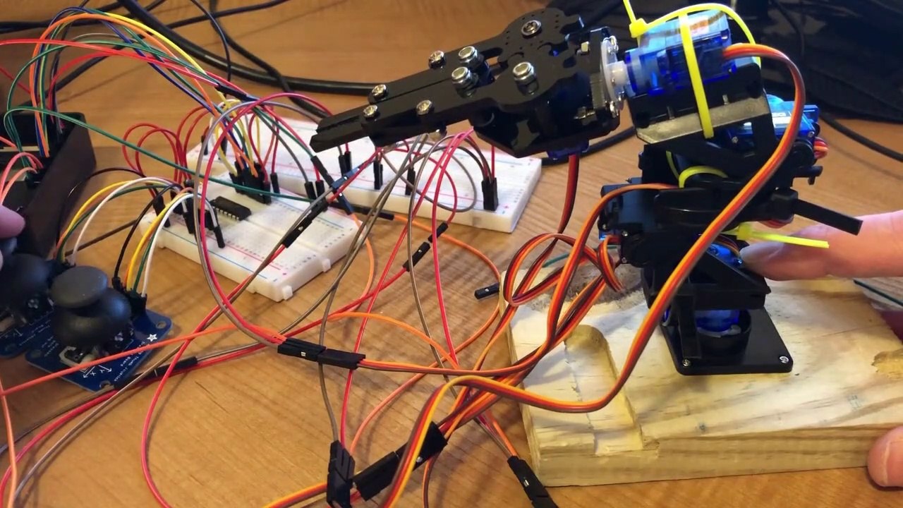 Robotics: Successfully expand the robot gripper arm to lift and turn it