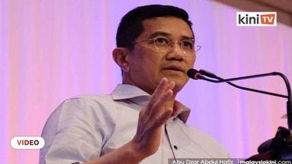 Скачать видео: Azmin enggan ulas dakwaan jadi orang tengah antara PAS dan PM