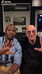 Terry Crews dan Howie Mandel Bikin Video TikTok "Bagaikan Langit"