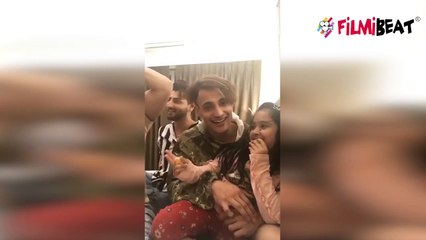 Bigg Boss 13; Asim Riaz ने Fans से की LIVE बातचीत, कही दिल की बात|FilmiBeat