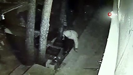 Kasada para bulamayan hırsızlar fıstık ve çikolata çaldı