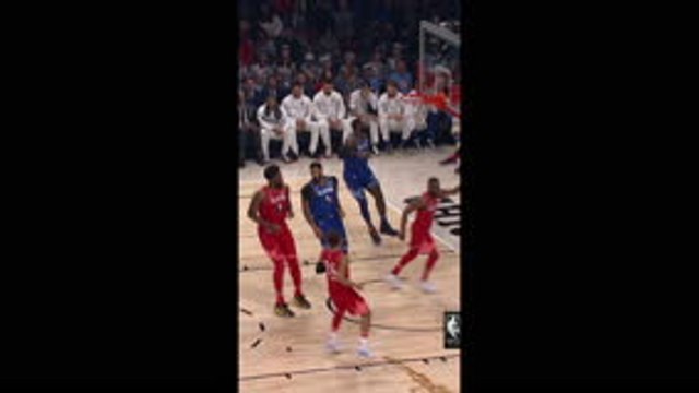 Doncic's full-court pass tees up LeBron slam