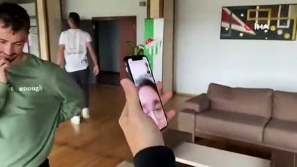 Bursasporlu futbolculardan lösemi hastası Batuhan'a sürpriz