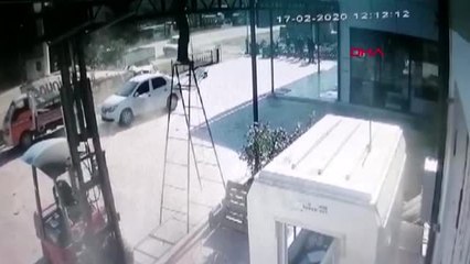 Bursa hatalı dönüş nedeniyle meydana gelen kaza kamerada