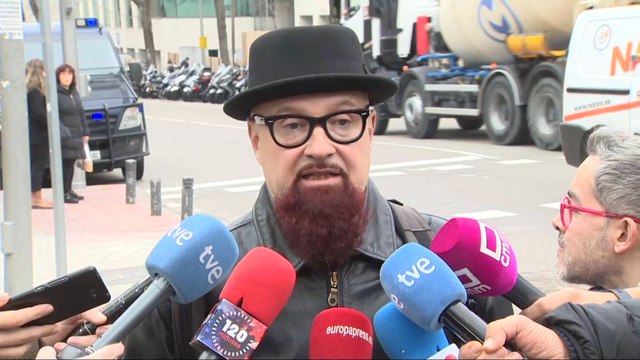 César Strawberry: La persecución a artistas parece que se ha puesto de moda