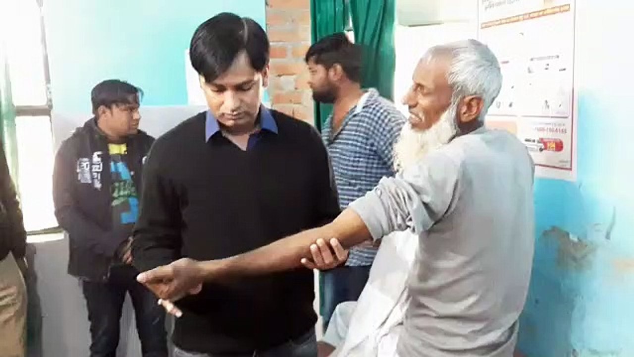 शामली दिल्ली सहारनपुर हाईवे पर गैस से भरे ट्रक ने बोलेरो में मारी टक्कर