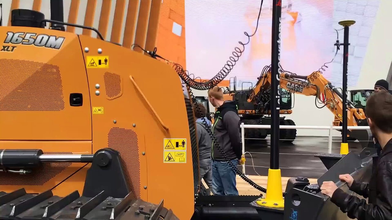 Brand New Case Dozer 1650M XLT And Specks