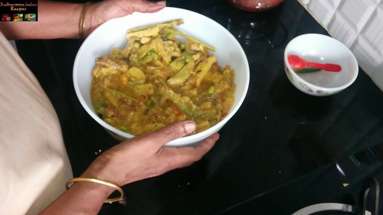 Kerala Aviyal / Avial With Different Ingredients Vegetable Curry വെറൈറ്റി  അവിയൽ Part-1  केरला अवियल