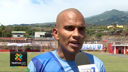 td7-jugadores-y-cuerpo-tecnico-de-la-u-170220