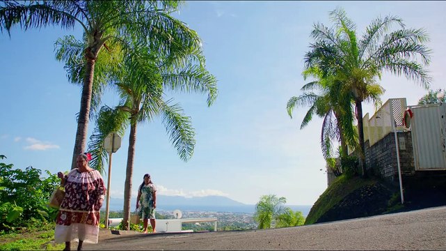 L'Oiseau De Paradis Film - Extrait - Un travail